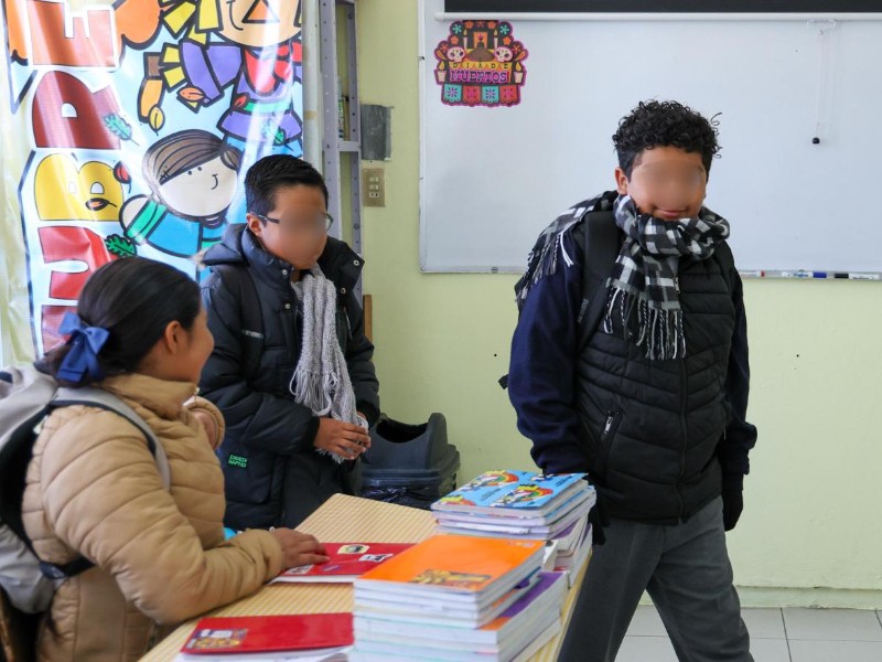 Suspenden clases en más de 5 mil escuelas de Puebla