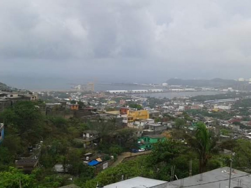 Suspenden clases en Salina Cruz Oaxaca,  por fuertes lluvias