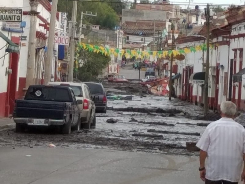 Suspenden clases en San Gabriel por desbordamiento