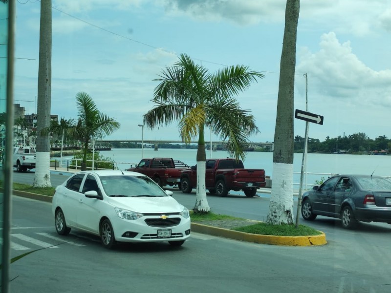 Por falla temporal suspenden expedición de licencias en Tuxpan