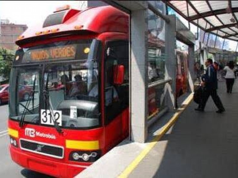 Suspenden servicio en Línea 7 del Metrobús