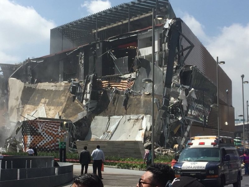 Suspenderán actividades en centro comercial tras derrumbe