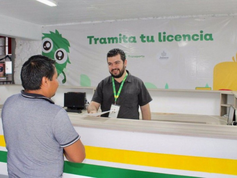 Suspenden atención para trámites de licencias de conducir