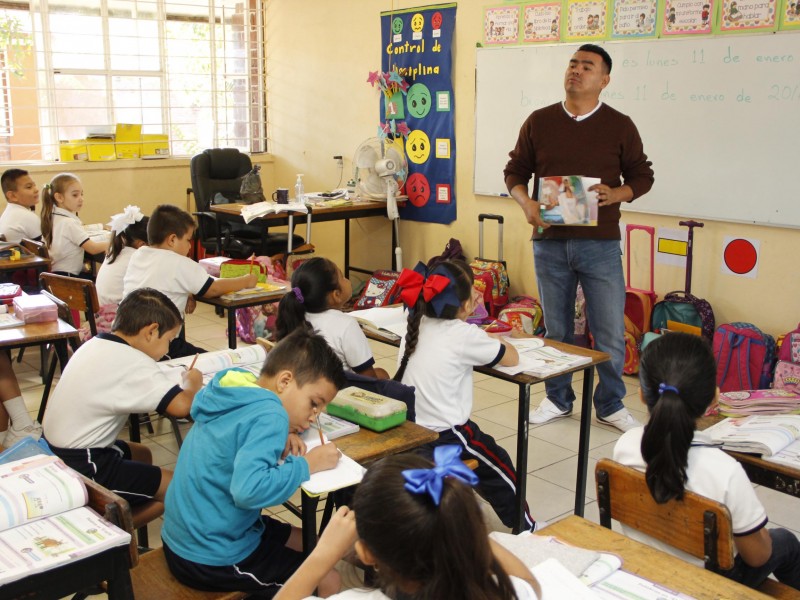 Suspenderán clases el 1 y 4 de noviembre