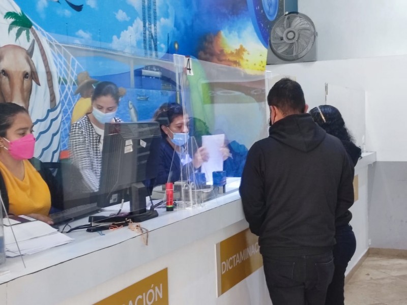 Suspenderán expedición de pasaportes por vacaciones en Tuxpan