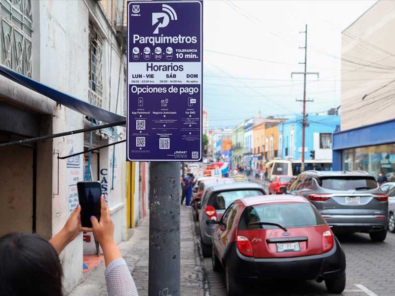 Suspenderán servicio de parquímetros en Puebla