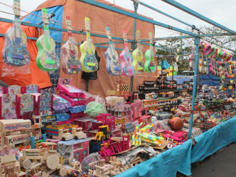 Suspensión de feria golpea economía de tianguistas