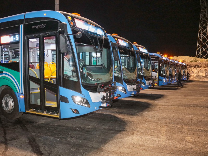 Sustituyen unidades chinas por Mercedes-Benz en la ruta L51
