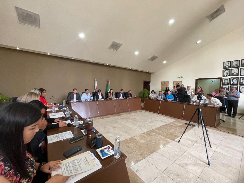Susy Torrecillas encabeza primera sesión de cabildo de Lerdo 2025-2028