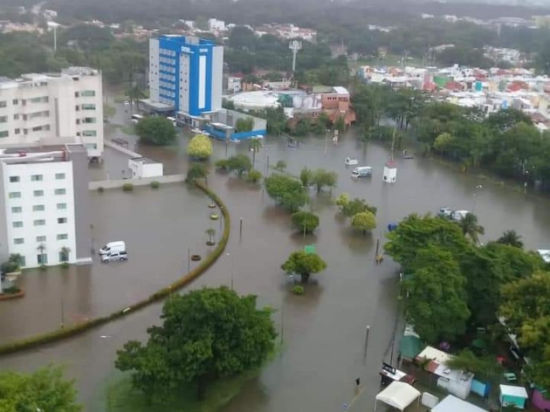 Tabasco bajo el agua por intensas lluvias. Hay alerta