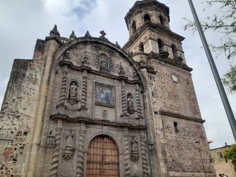 Tapatíos festejan apertura del Templo San Francisco de Asis