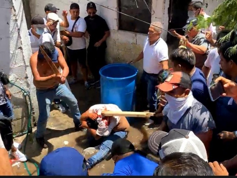 Taxco; Intentan linchar a presuntos responsables del asesinato de Camila