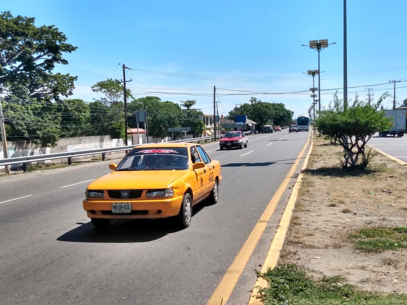 Taxis foráneos que no notifican ingreso serán infraccionados