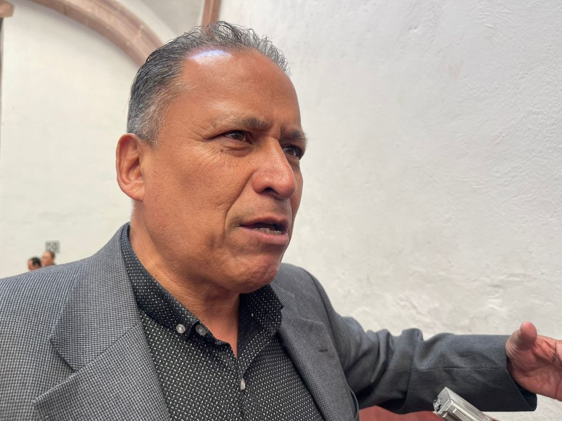 Taxis y camiones no serán parte del impuesto ecológico vehicular