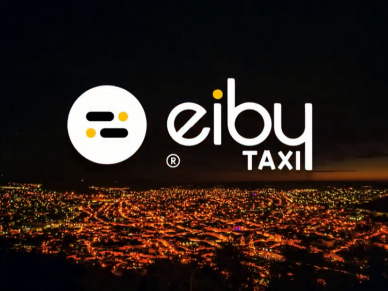 Taxistas buscan recuperar clientes con aplicación móvil