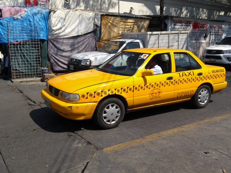 Taxistas de la CTM afectados por la contingencia del Covid-19