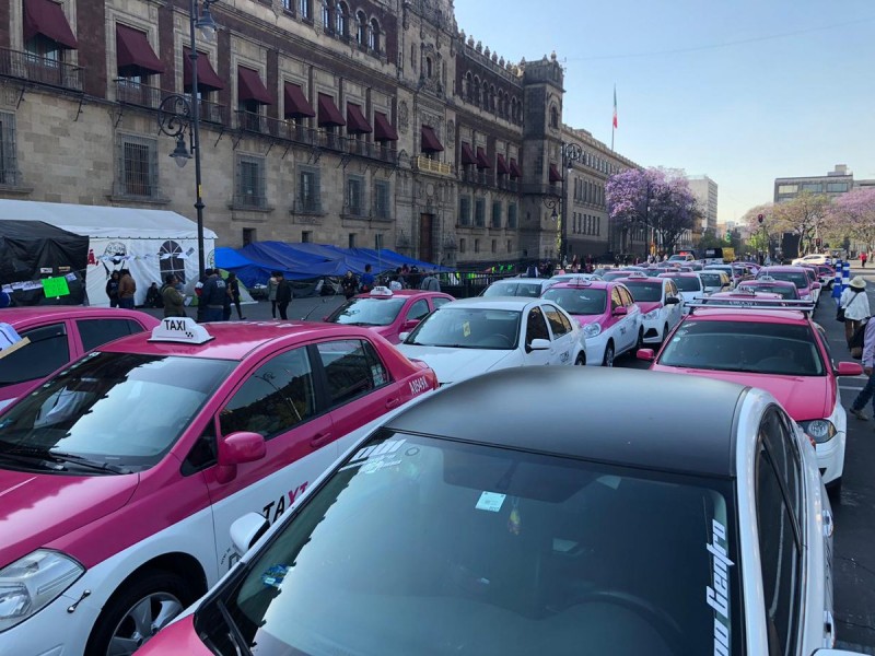 Taxistas desquiciarán la ciudad, anuncian paro