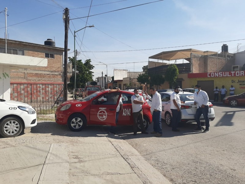 Taxistas reclama a AMLO gasolinazos