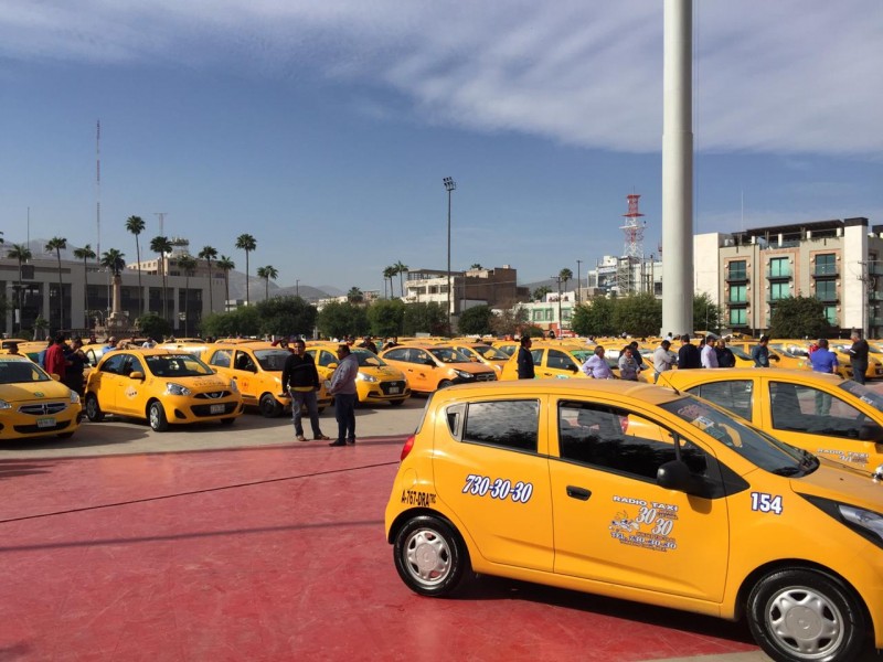 Taxistas no quieren Uber