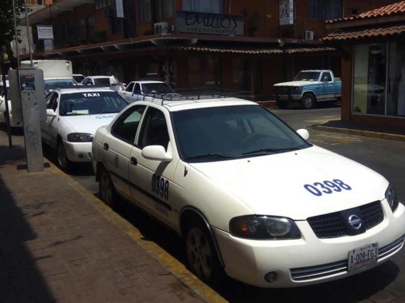 Taxistas solicitan autorización para incrementar pasaje