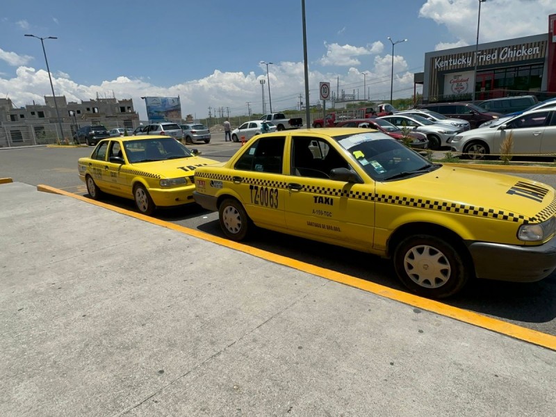 Taxistas ven irrelevante la incorporación a plataformas