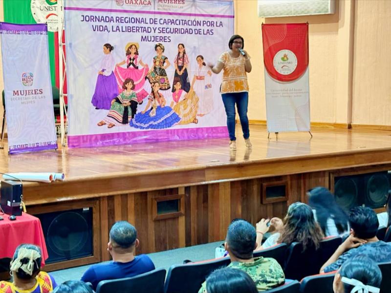 Tehuantepec sede de la Jornada Regional Libertad y Seguridad de las Mujeres