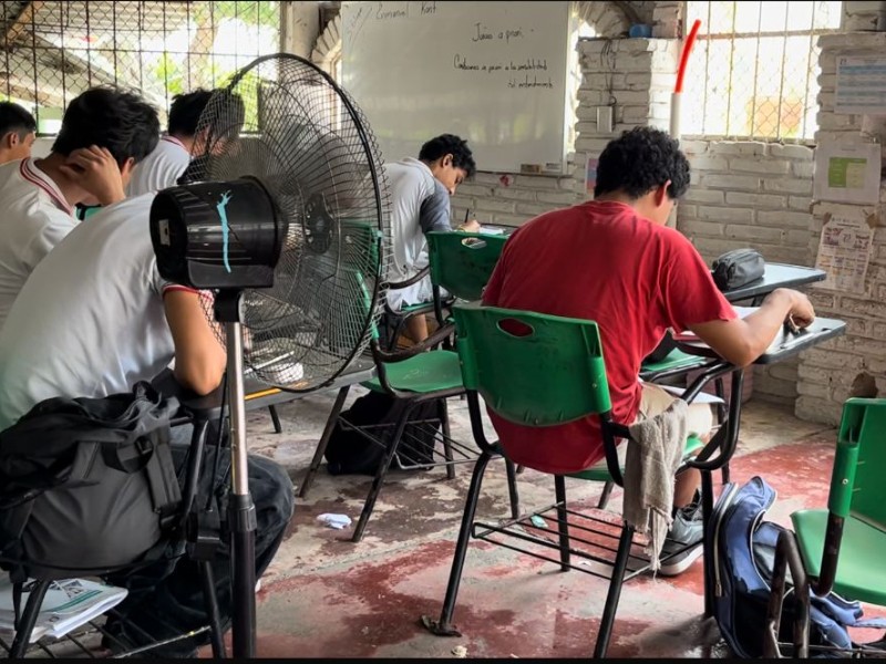 Telebachillerato de Santiago de la Peña sigue sin instalaciones propias