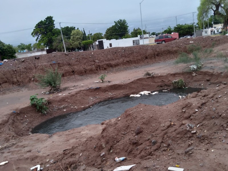 Temen derrame de socavón Zafiro por lluvias en Los Mochis