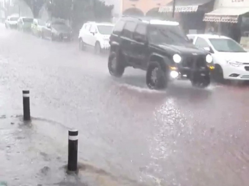 Temen inundaciones vecinos de Santa María del Granjeno