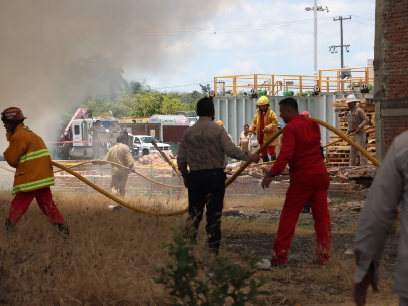 Temor por incendio en Poza Rica