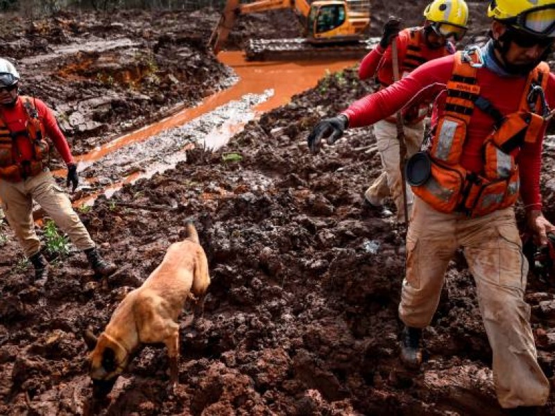 Temor por riesgo de derrumbe en represa brasileña