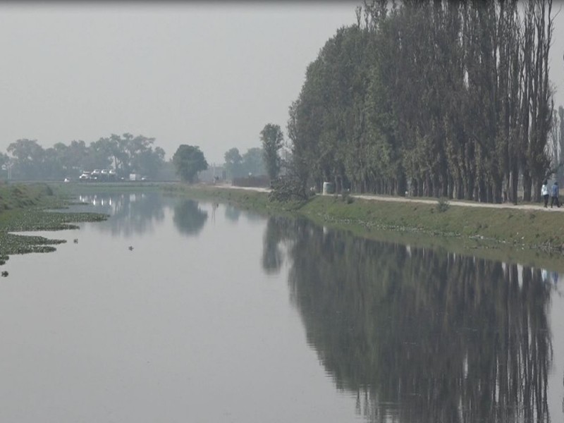 Temporada de secas agrava malos olores del río Lerma