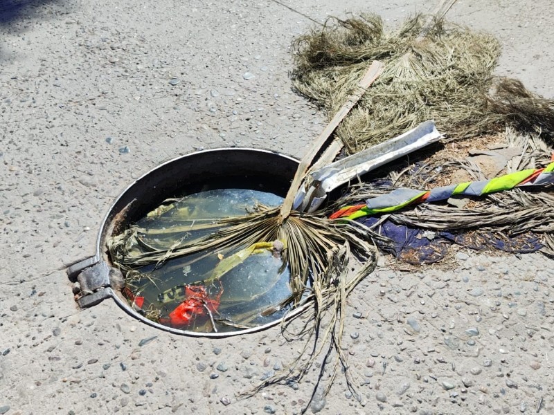 ¡Ten cuidado! Identifican 60 alcantarillas sin tapas en Ahome