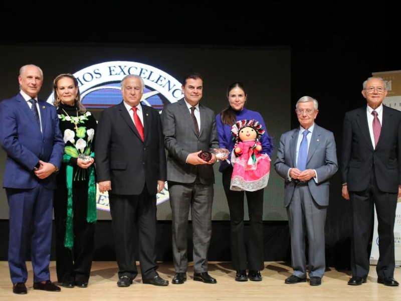 Tequisquiapan galardonado en Feria Internacional de Turismo