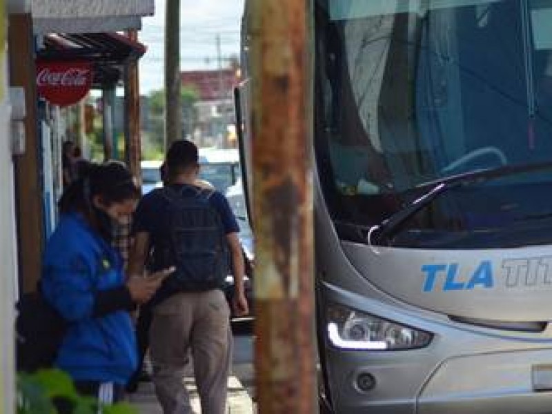 Terminales de transporte operan sin filtros sanitarios