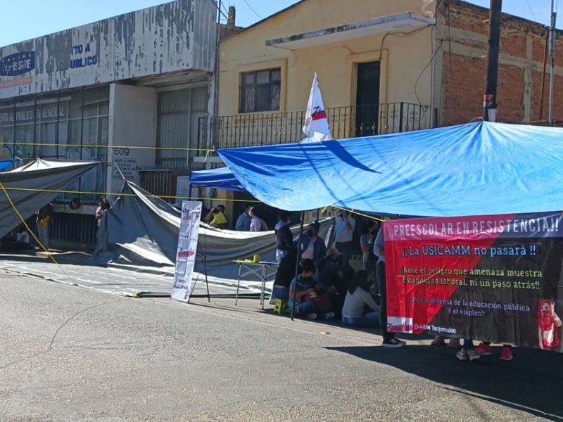 Tianguis popular de útiles escolares 2025 apoyará economía familiar en Oaxaca