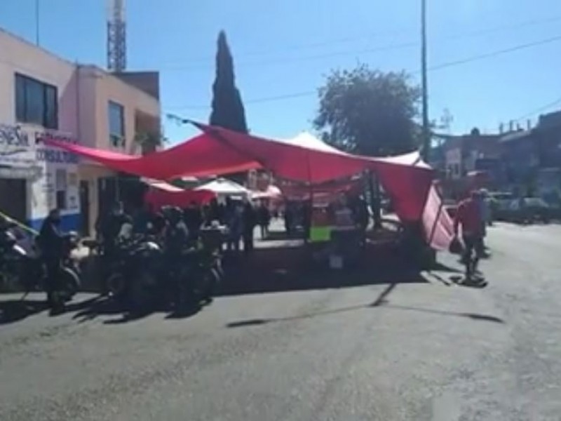 Tianguis se instalan con normalidad en Morelia