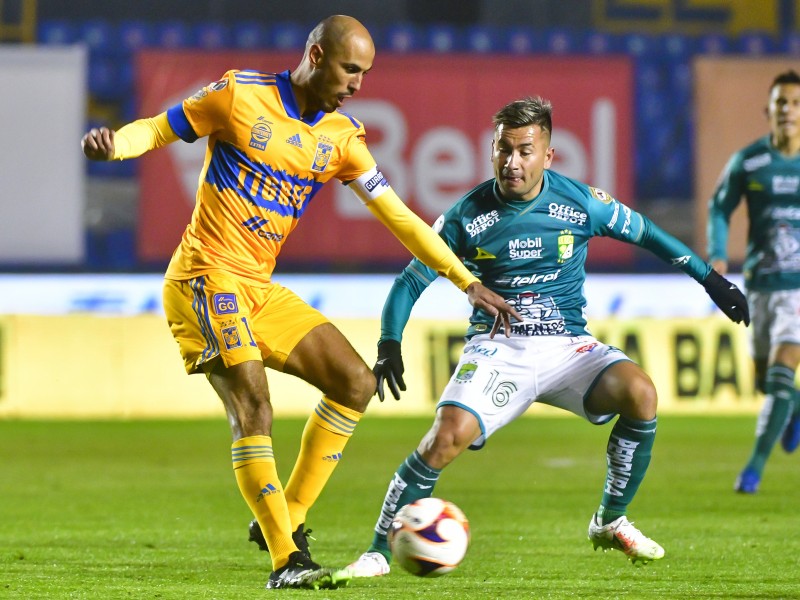 Tigres amarga debut del Club León