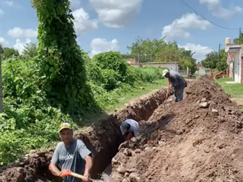 Tipo de suelo impide la reparación del drenaje en Tuxpan