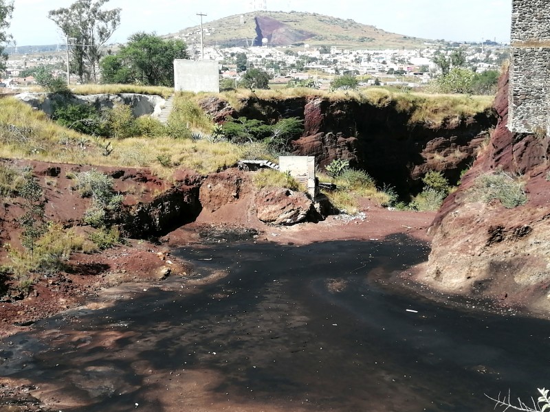 Tiradero Toxico del Cerro de La Cruz: Contaminación y Muerte