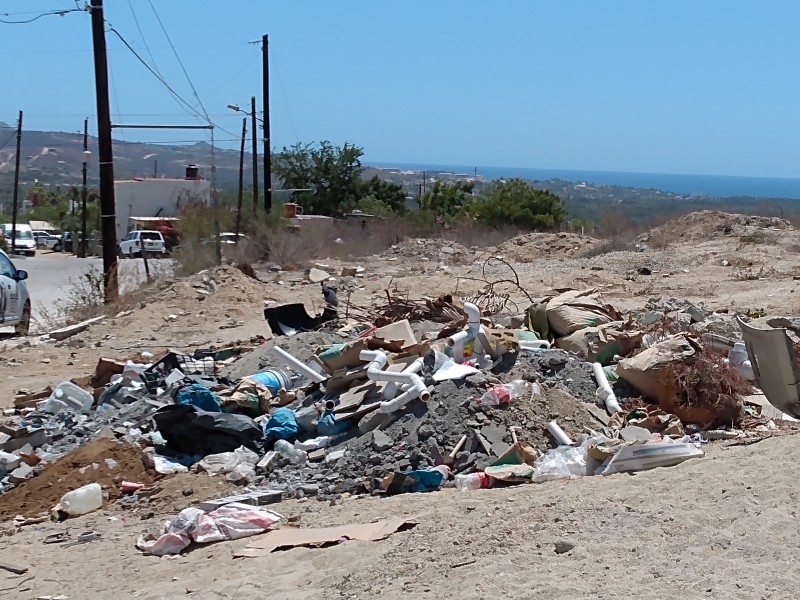 Tiraderos clandestinos y deshuesaderos afectan imagen municipal