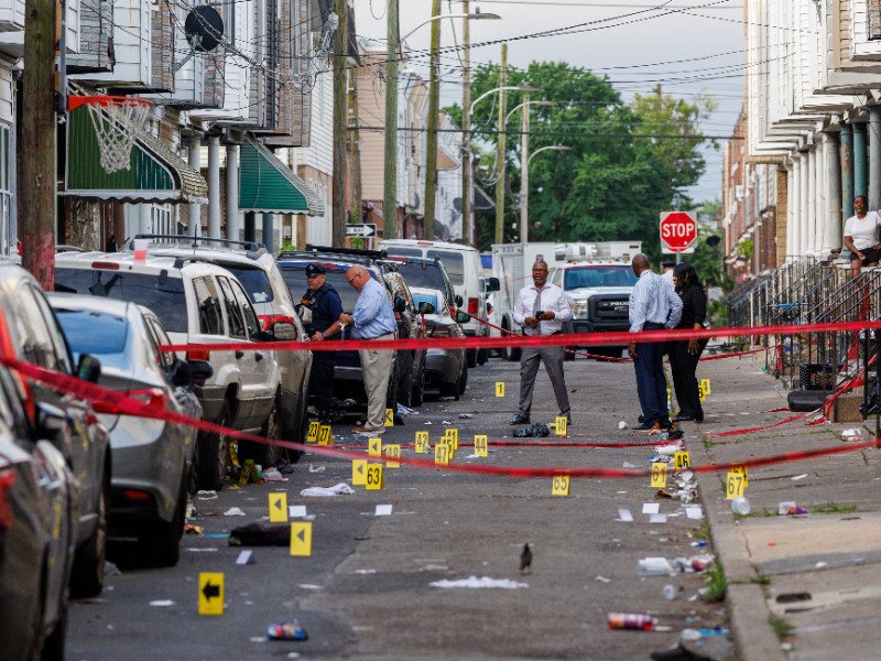 Tiroteo en Filadelfia deja tres muertos y diez heridos