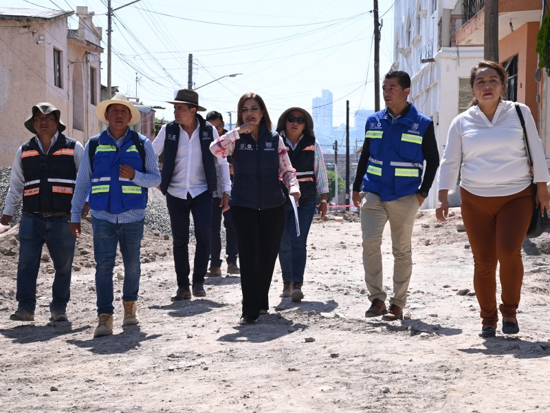 Titular de la CEI supervisa obra en la colonia España