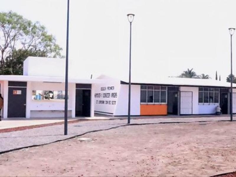 Tlajomulco regularizará nueve escuelas con donación de predios