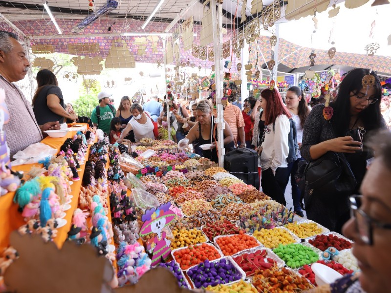Todo listo para la Feria del Alfeñique en León 2025