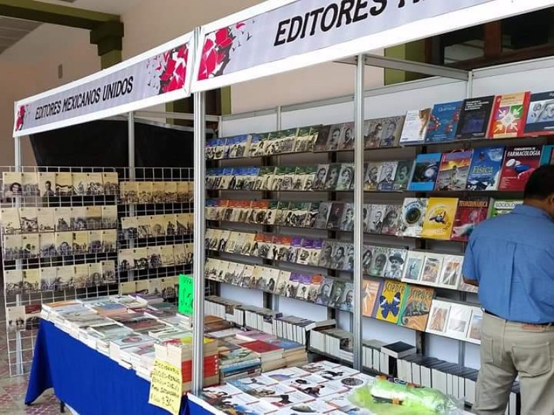 Todo listo para la octava feria del libro