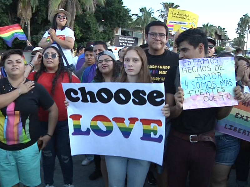 Todo un éxito la marcha por el orgullo