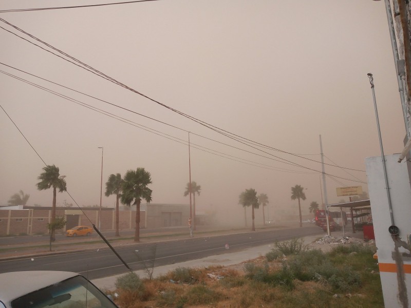 Tolvaneras en Torreón no dejan daños graves