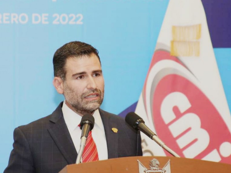 Toma Gobernador protesta a nueva directiva de CMIC en Querétaro