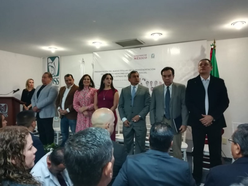 Toma posesión Jorge Martínez como nuevo delegado del IMSS